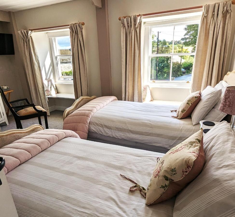 Britannia House Vintage B&B Cornwall เฮลสตัน ภายนอก รูปภาพ