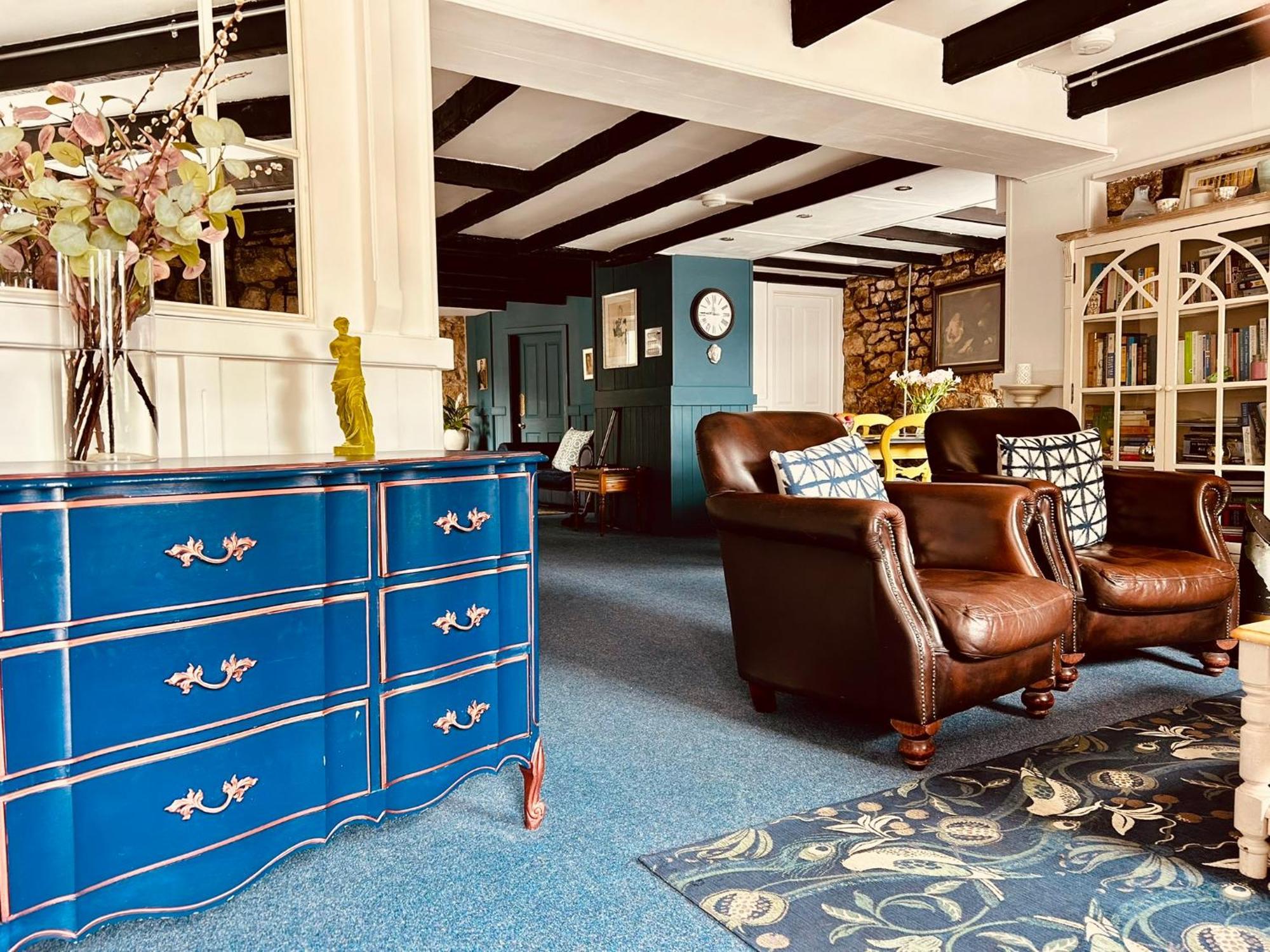 Britannia House Vintage B&B Cornwall เฮลสตัน ภายนอก รูปภาพ